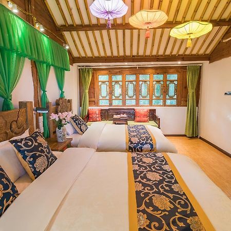 Love Cloud Boutique Chain Hotel In The Water Side Лиджанг Екстериор снимка