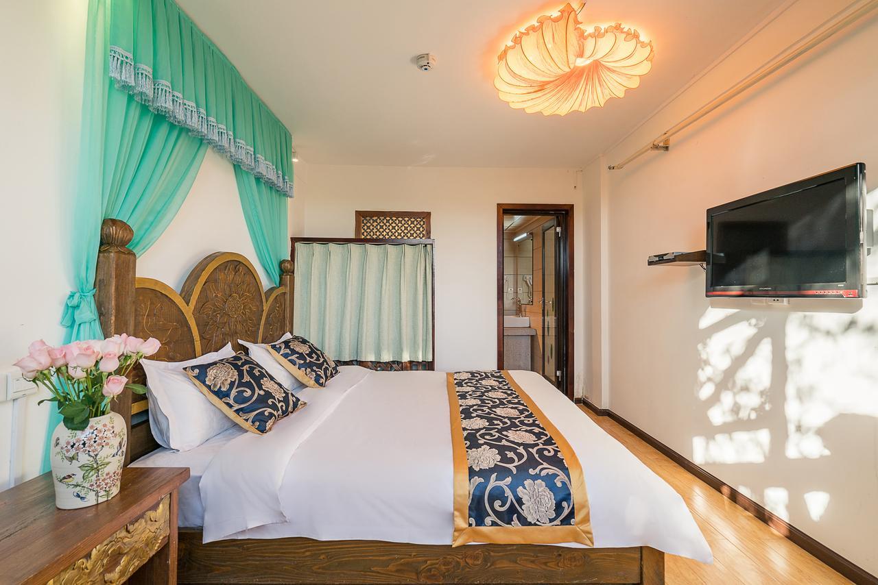 Love Cloud Boutique Chain Hotel In The Water Side Лиджанг Екстериор снимка