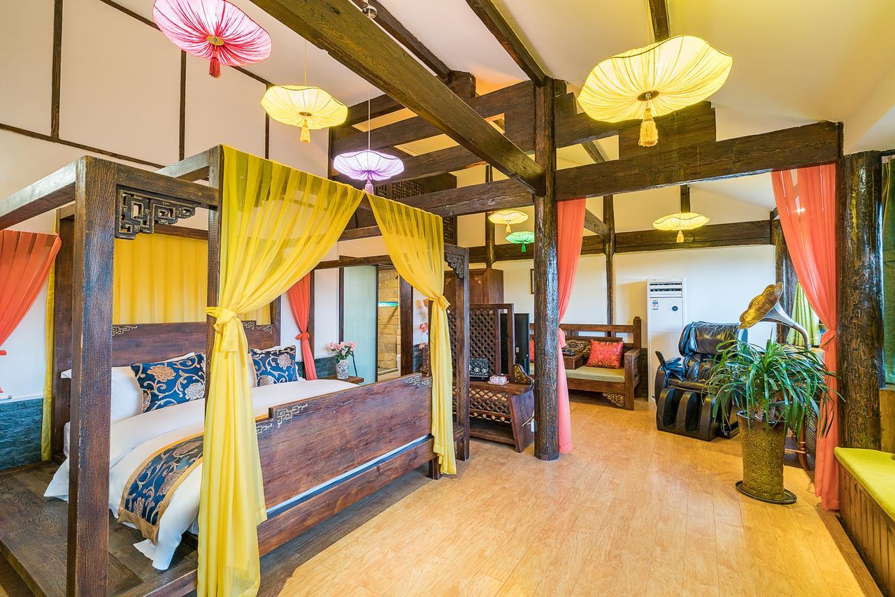 Love Cloud Boutique Chain Hotel In The Water Side Лиджанг Екстериор снимка