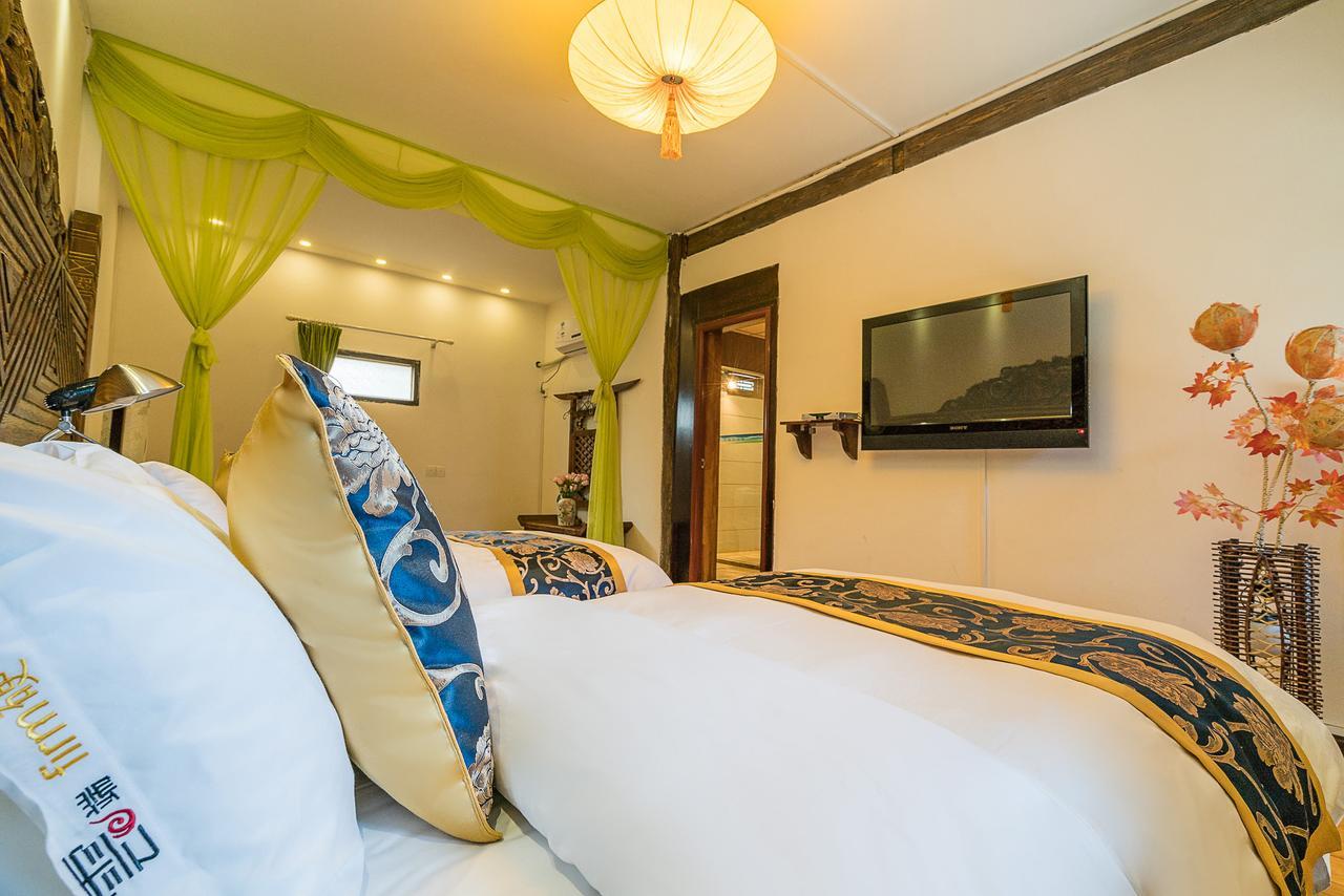 Love Cloud Boutique Chain Hotel In The Water Side Лиджанг Екстериор снимка